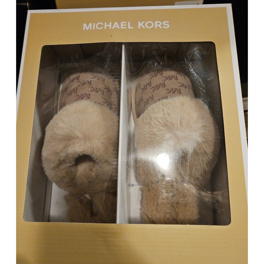 Michael kors slippers sz 11 runs small fits like a sz 9